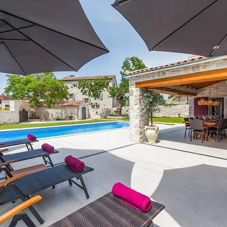 Villa Istria Time - Nyma - Heated Pool