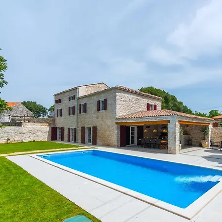 Istria Time - Nyma - Heated Pool Villa *
